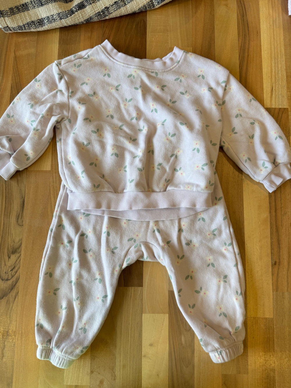 Old Navy Pink Floral Print Kids Matching Sweatshirt + Pants Set